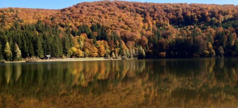Small-Group Trip to the Unique Volcanic Lake in Eastern Europe