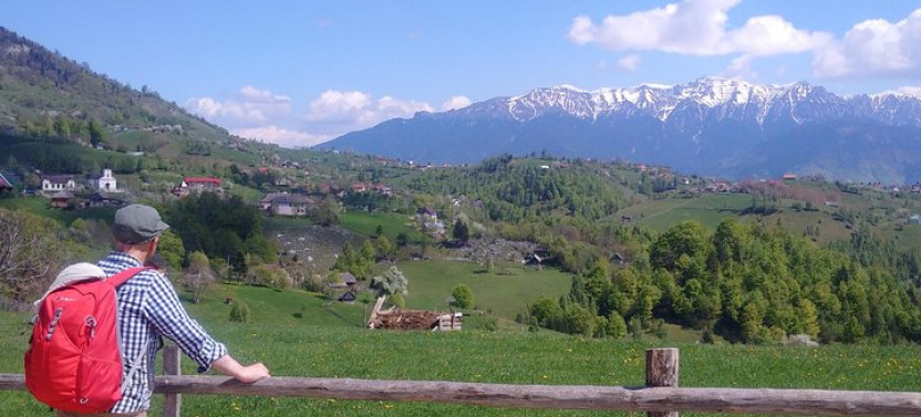 4-Day Carpathian Trek: Bucegi Mountains & Piatra Craiului Park