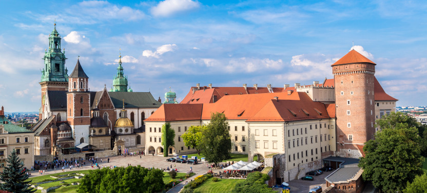 Krakow: Wawel Castle, Cathedral, & Wieliczka Salt Mine Tour