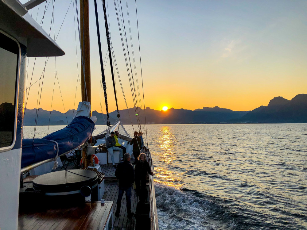 Tromsø Midnight Sun Cruise