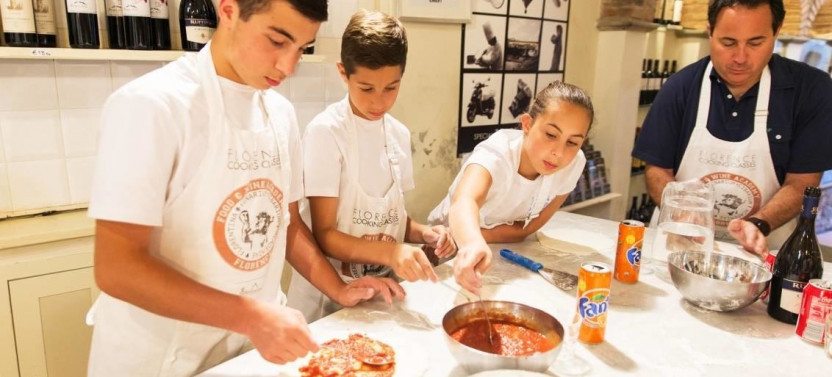 Florence Pizza & Gelato Making Cooking Class