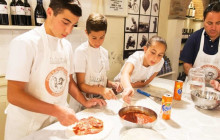Florence Pizza and Gelato Making Cooking Class