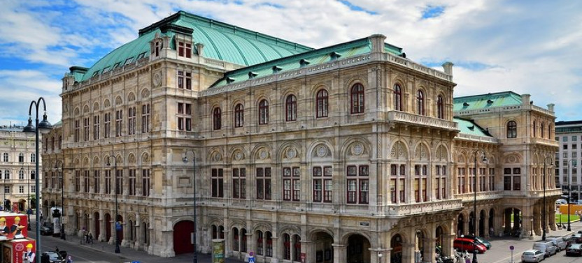 4 Days Vienna-Prague-Bratislava Private Tour From Budapest