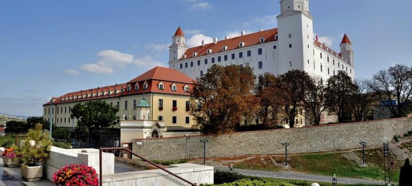 Private Bratislava Day Trip From Budapest