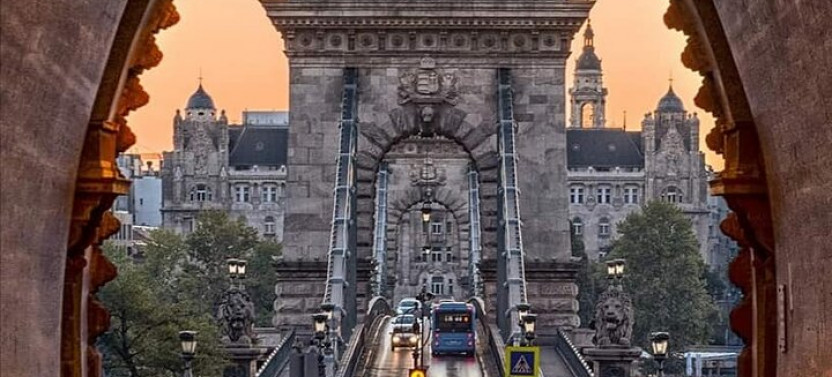 4-Day Private Historic Tour of Budapest With Accommodation