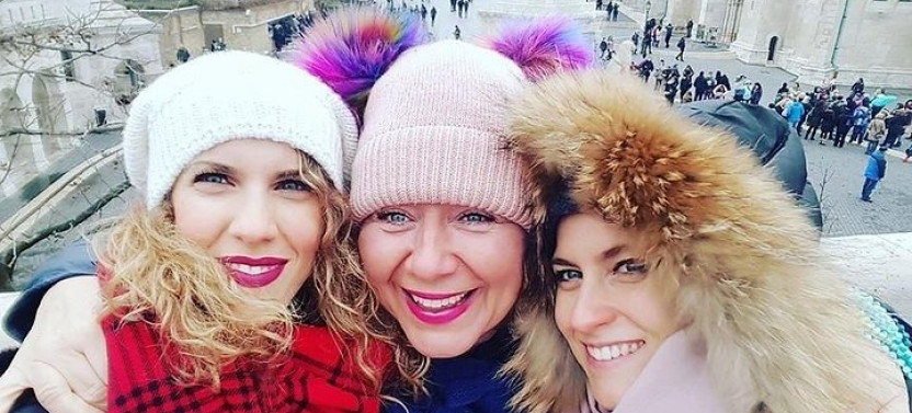 Private Budapest Christmas Market Tour & Danube Evening Cruise