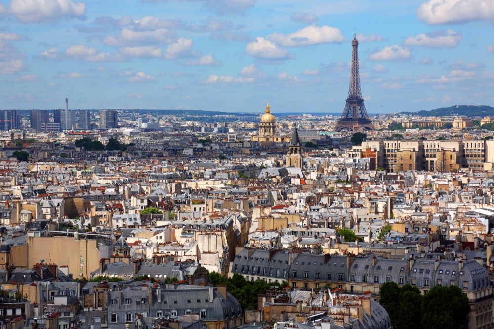 Eiffel Tower Guided Tour -Access to Summit (elevator)