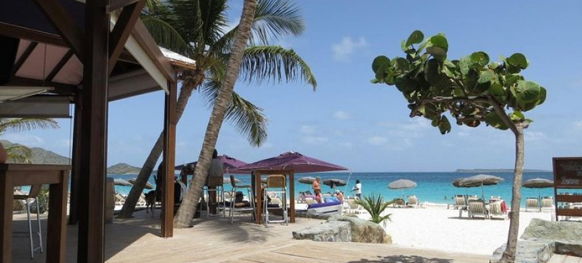 St Maarten Beach Hopping Tour (Orient Beach And Maho Beach Combo)