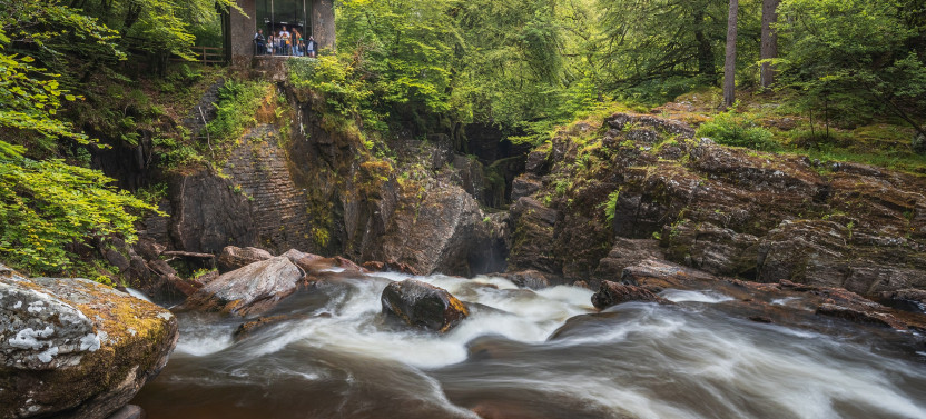 Scottish Glens, Highlands and Whisky Including Distillery Tour