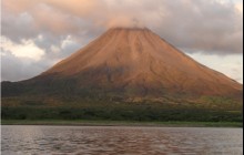 Arenal Volcano and Hot Springs Day Trip from Guanacaste