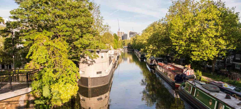 Highlights of Little Venice: Magical London Self-Guided Game Tour