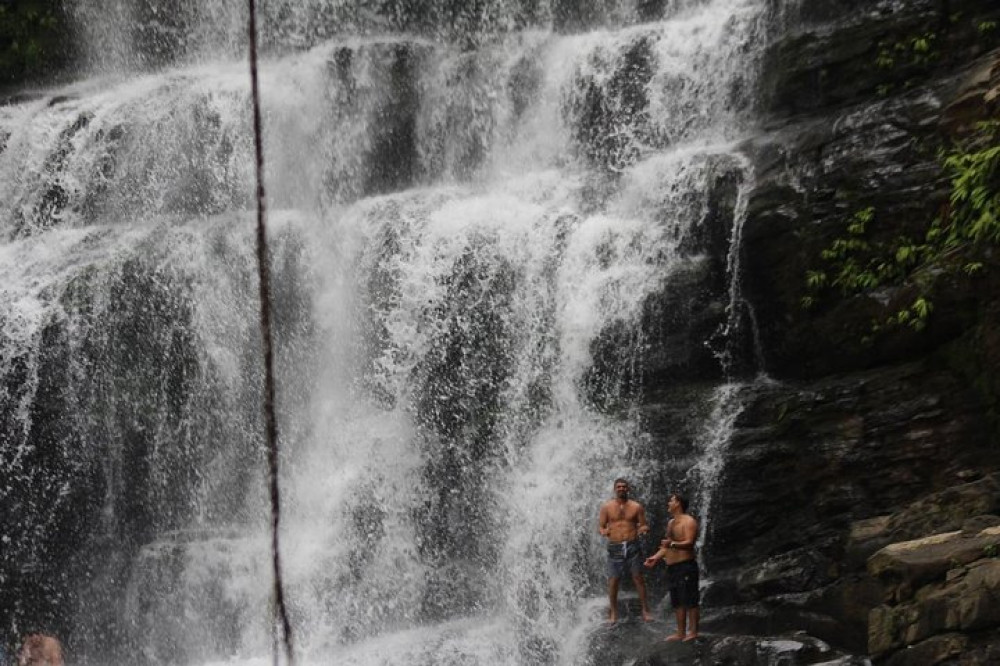 Nauyaca Waterfall Hiking & Surf Lessons