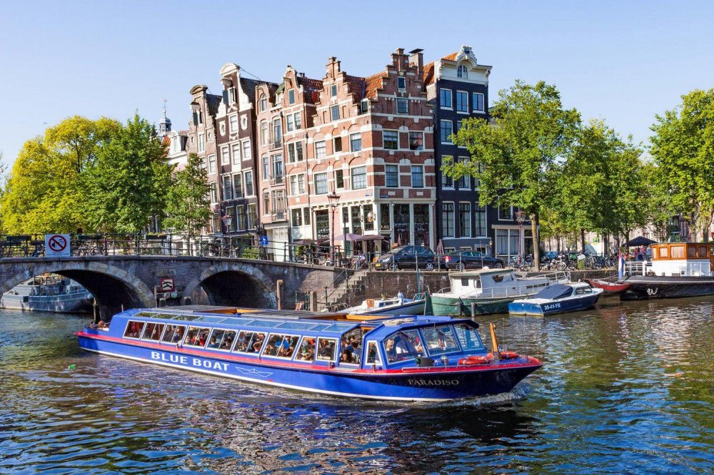 hard rock canal tour amsterdam