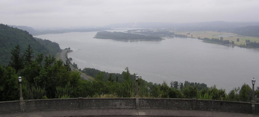 Multnomah Falls & Portland Hop-On Hop-Off Trolley Combination Tour