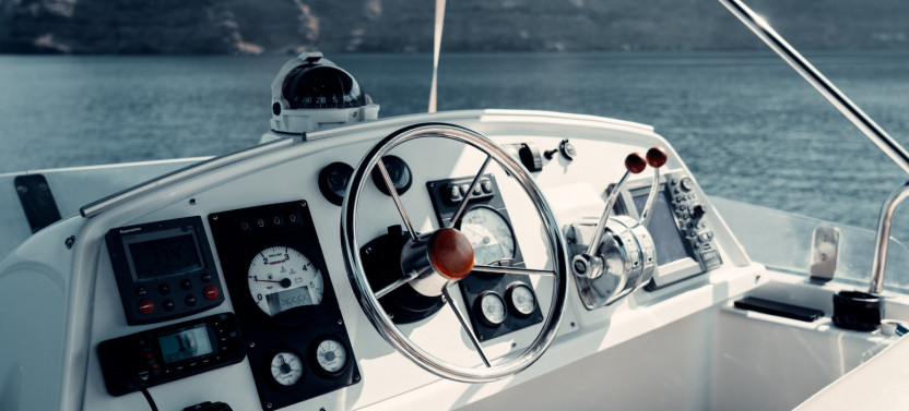 Highland 35 Power Catamaran Private 3h Day Cruise