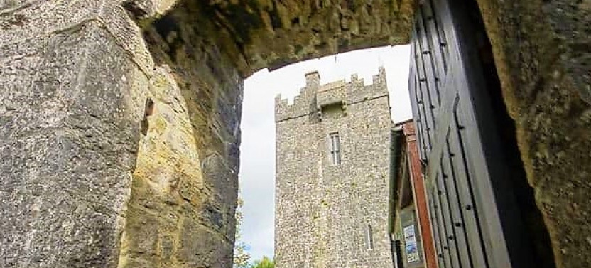 Castles Of Connemara Tour Departing from Galway City