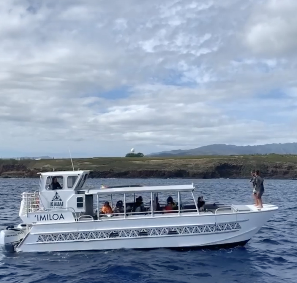 Imiloa Express - Na Pali Sunset Catamaran Tour