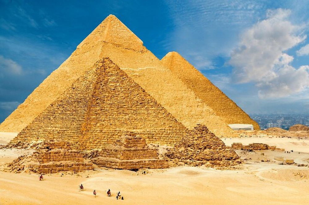 Private: The 9 Pyramids Of Giza, The Sphinx & The Valley Temple