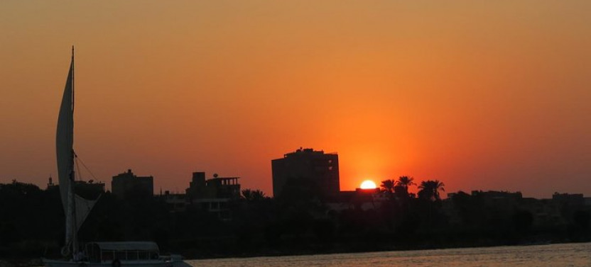 Private Cairo By Night: The Nile, The People And History Of The City