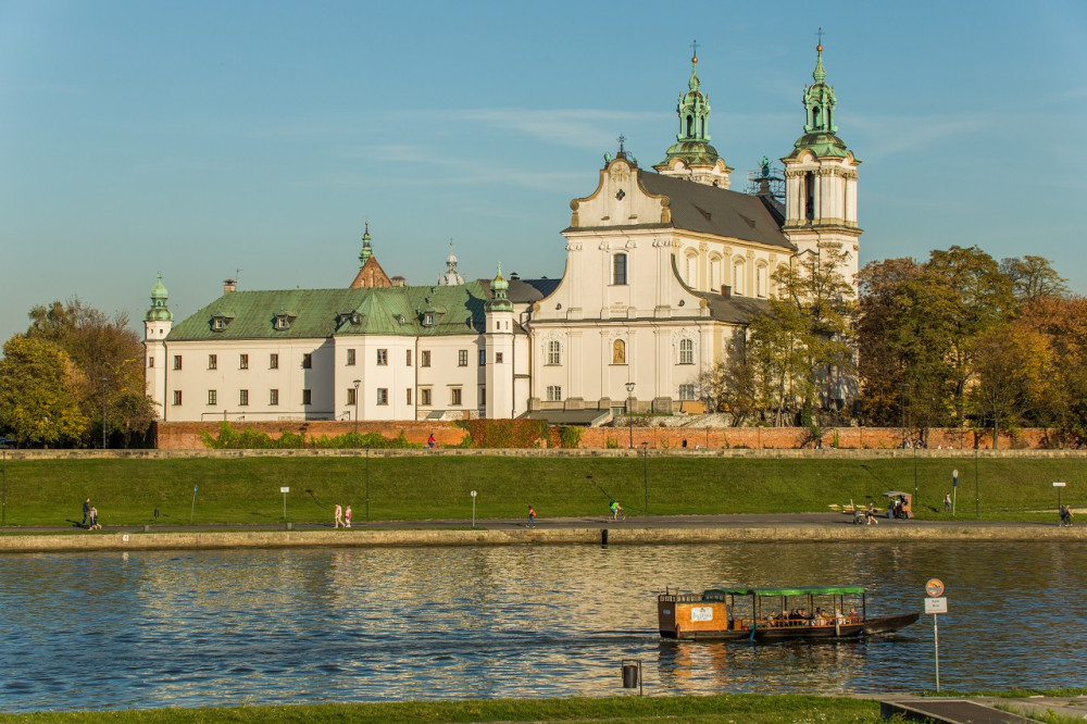 Krakow: Vistula Short Cruise And Schindler's Factory Guided Tour