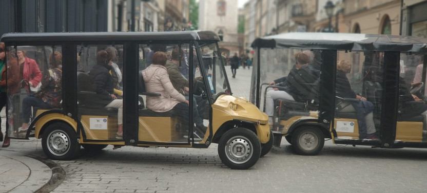 Krakow: Old Town, Kazimierz & Ghetto Sightseeing By Golf Cart