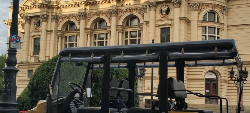 Krakow: Old Town, Kazimierz & Ghetto Sightseeing By Golf Cart