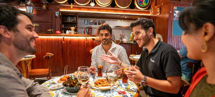 Small Group Barcelona Tapas & Markets Walking Tour