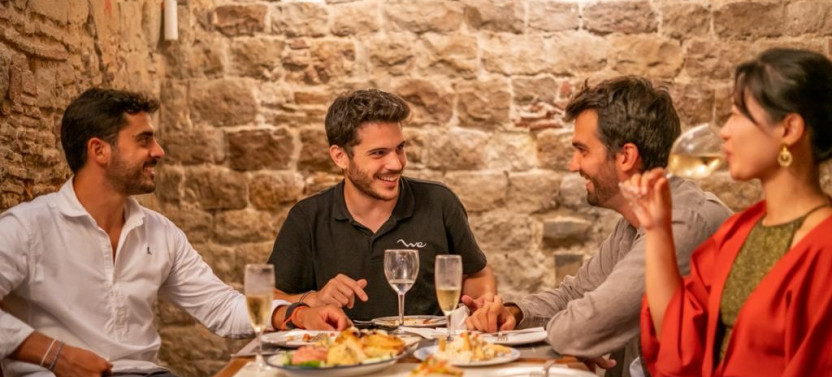 Small Group Barcelona Tapas & Markets Walking Tour, photo 5 of 11