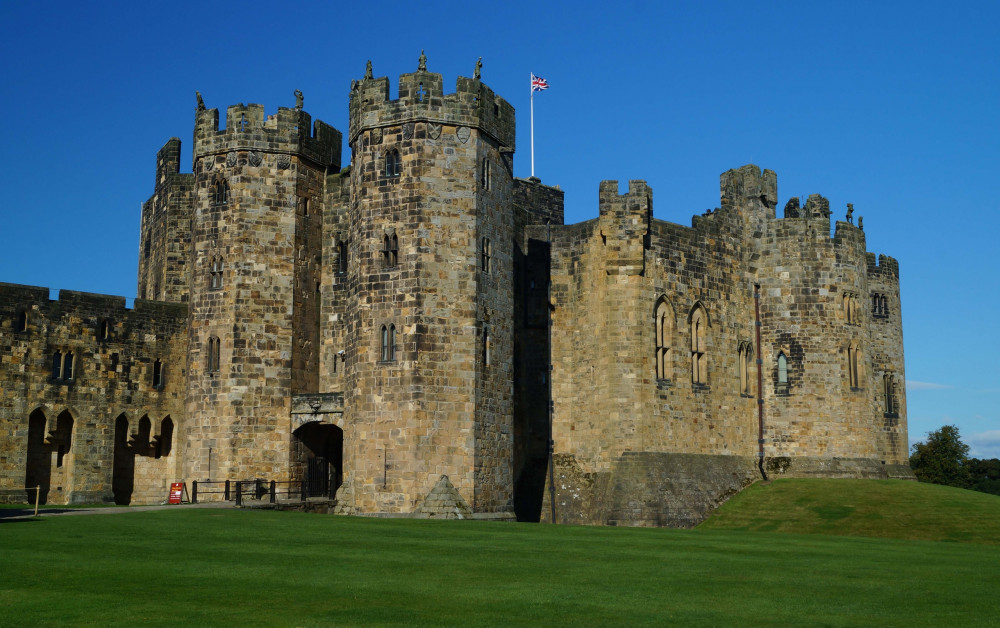 Alnwick & Warkworth Castles Full Day Tour