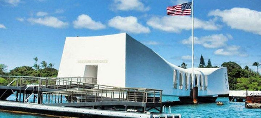 Pearl Harbor with USS Arizona Memorial Boat Tour