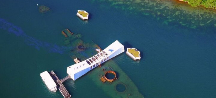 Pearl Harbor with USS Arizona Memorial Boat Tour