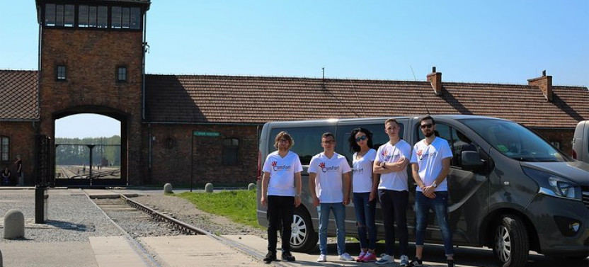Auschwitz Birkenau Guided Tour With Transportation