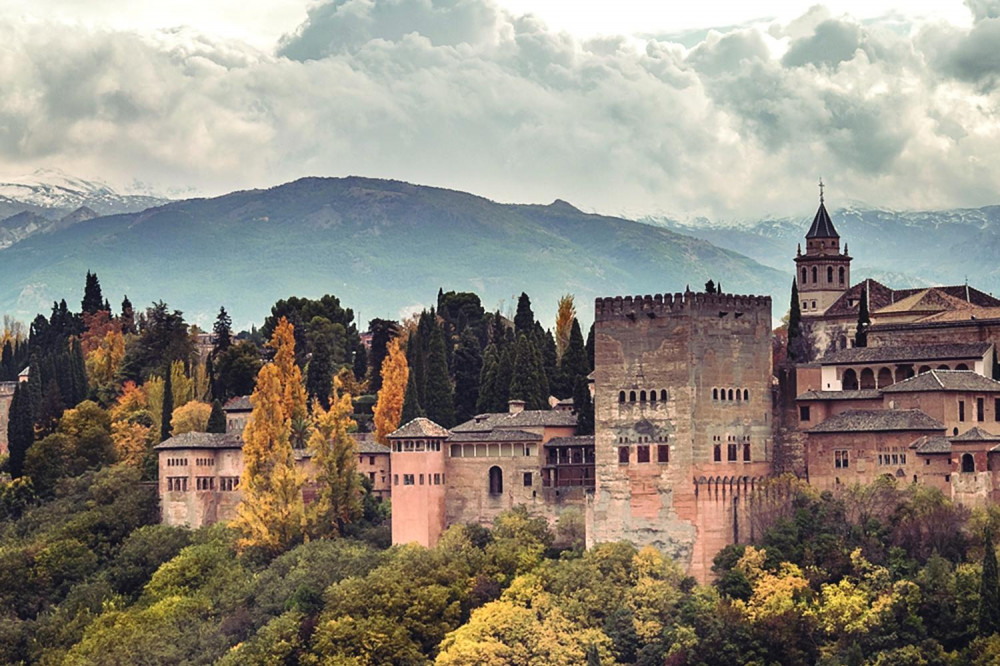 Small Group Alhambra Guided Tour With Nasrid Palaces