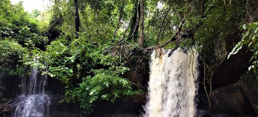 Kbal Spean Trekking Tour with Banteay Srei and Cambodia Landmine Museum