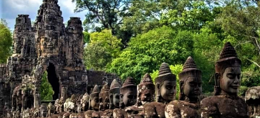 Angkor Wat Sunrise, Ta Promh, Banteay Srei, Bayon Private Full-Day Tour