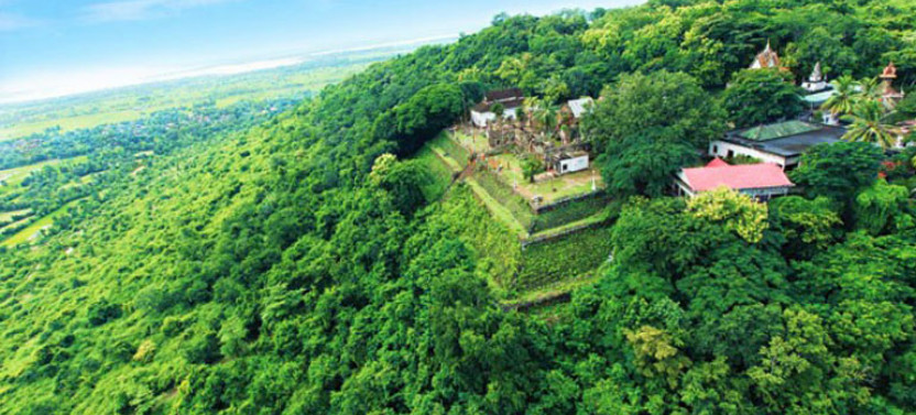 Phnom Chisor & Tonle Bati Private Heritage Tour from Phnom Penh