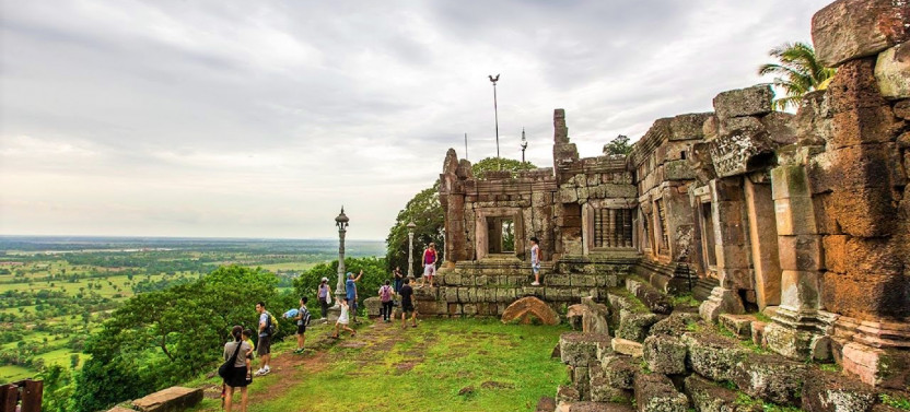 Phnom Chisor & Tonle Bati Private Heritage Tour from Phnom Penh