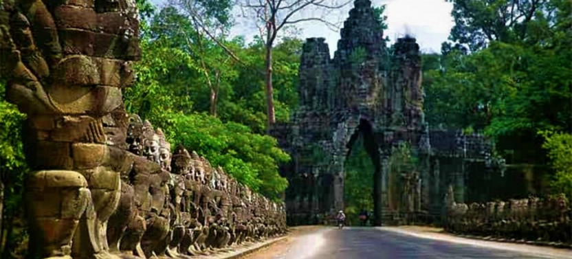 Discover Cambodia 8 Days from Siem Reap to Kratie and Phnom Penh
