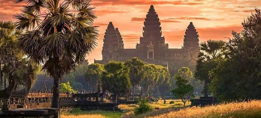 Discover Cambodia 8 Days from Siem Reap to Kratie and Phnom Penh