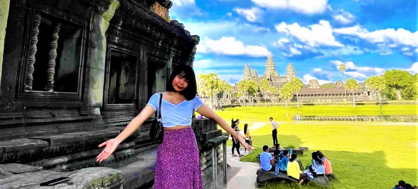 Siem Reap Highlights - 2 Days Private Tour of Angkor Wat & Floating Village