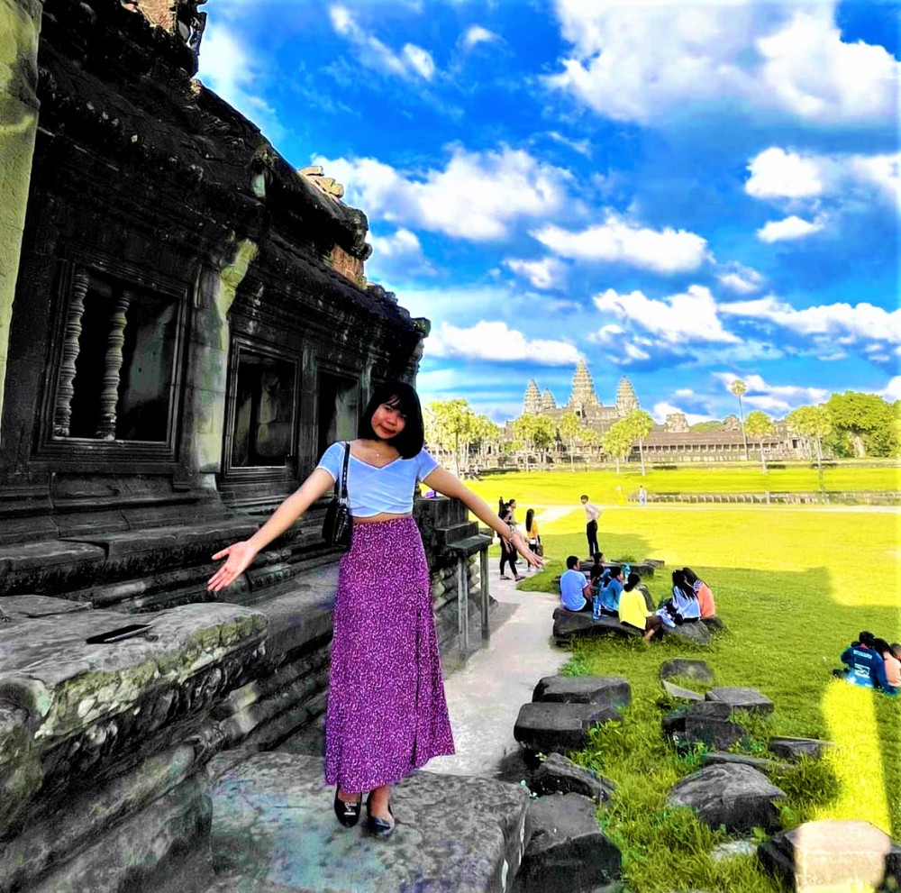 Siem Reap Highlights - 2 Days Private Tour of Angkor Wat & Floating Village