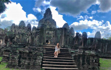 Private Siem Reap 2 Days Tour of Angkor Wat and Floating Village