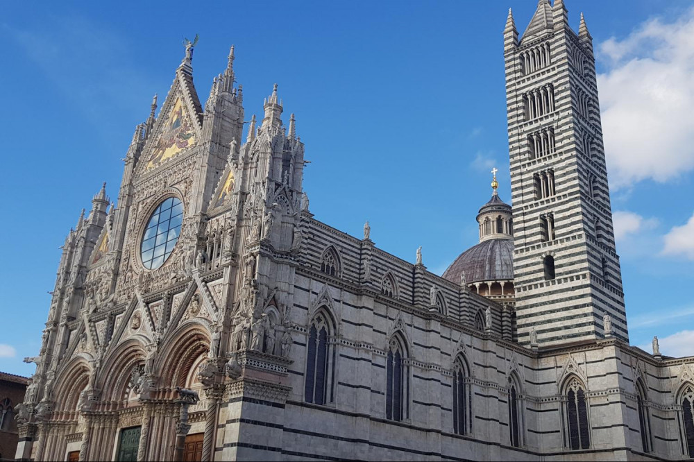 Siena & its Cathedral, San Gimignano, Pisa and Chianti with Lunch