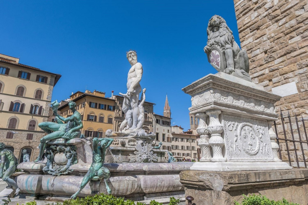 Florence Wonders Walking Tour with Accademia Gallery Guided