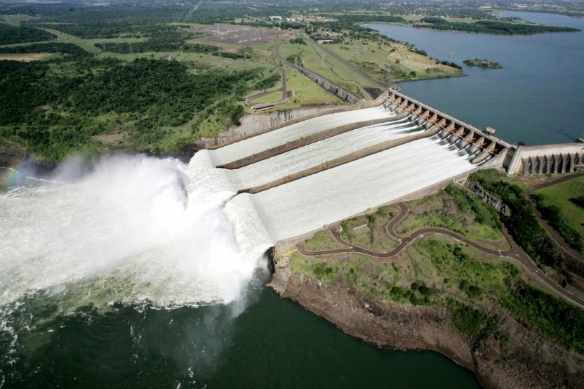 Itaipu Dam Tour and Catamaran Ride