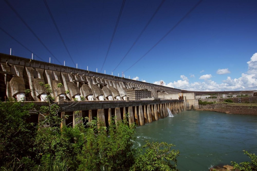 itaipu dam tour