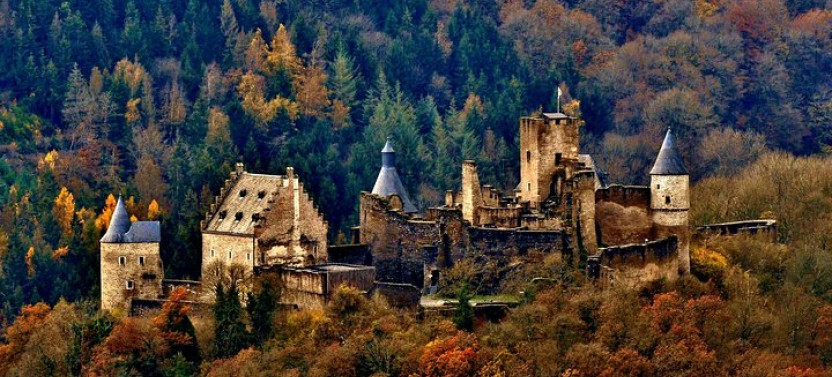 Luxembourg Private Walking Tour With A Professional Guide