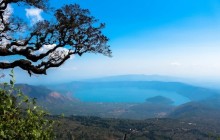 Combo Tour: Volcanoes, Lake and Mayan Sites including Joya de Cer