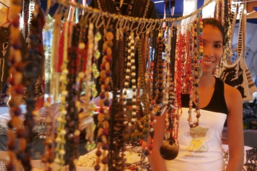 Flowers Route - Colonial Towns, Handicrafts & Coffee Plantation Tour