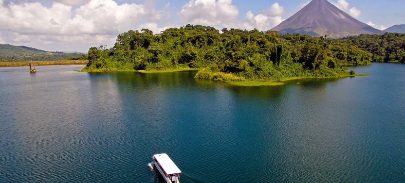 Private Lake Crossing | Monteverde to Arenal